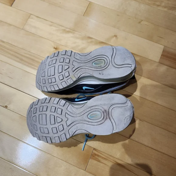 Nike running shoes - Picture 6 of 9